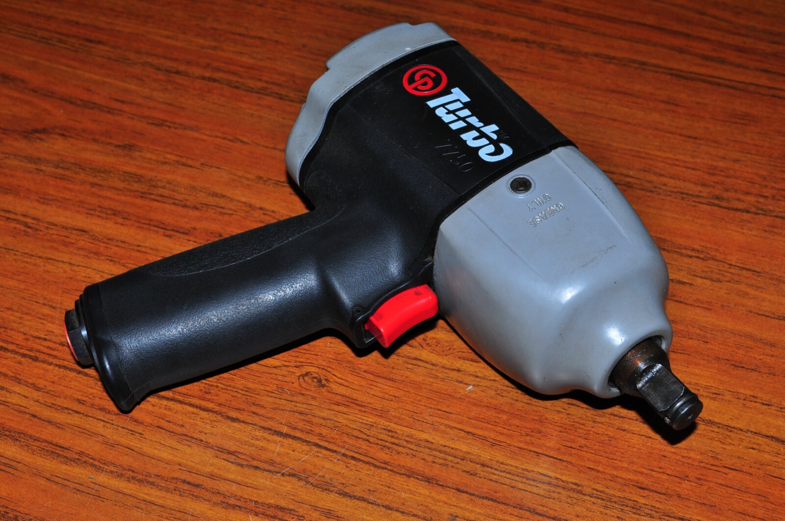 1/2" DR AIR IMPACT WRENCH 800 ft lbs CHICAGO PNEUMATIC CP7750 Made in USA - Image 4