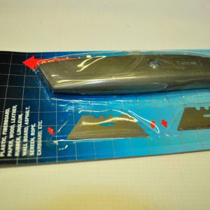 Heavy Duty Retractable Utility Knife w/ 2 Blade DWAKU Lot : 3 Ea