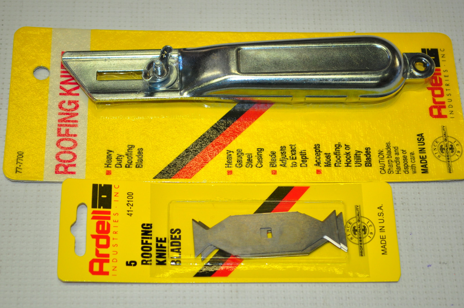 Ardell Roofing Knife w/3 Roofing Knife Butterfly blades+5 pcs Blades 77-7700 USA
