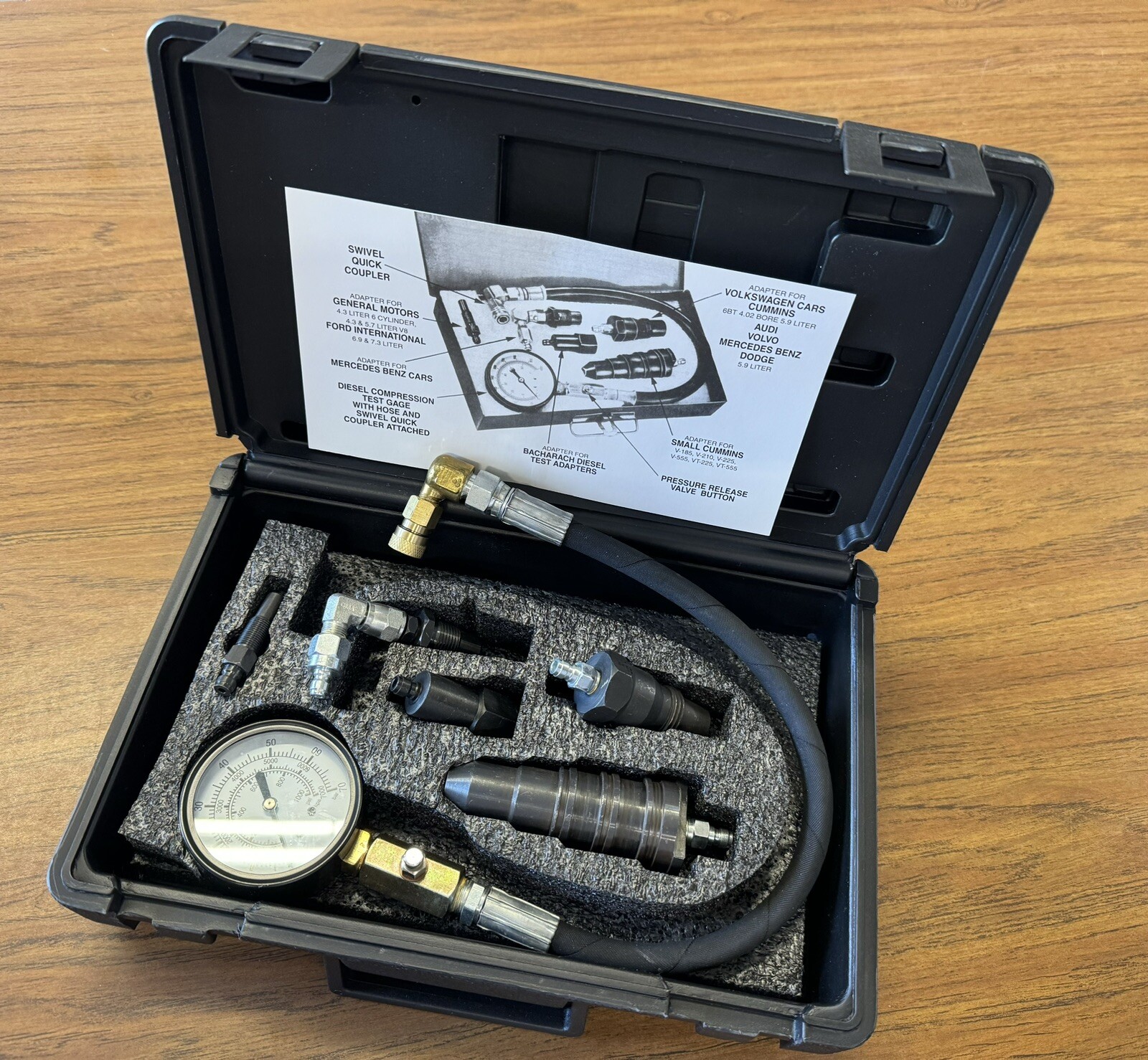 COMPRESSION TESTER DIESEL ENGINE COMPRESSION  TESTER WITH 5 ADAPTERS  SG 34900