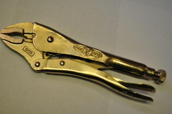 10WR Vise-Grip Locking Pliers MADE IN U.S..SINCE 1924 THE ORIGINAL  STAMP ON IT 