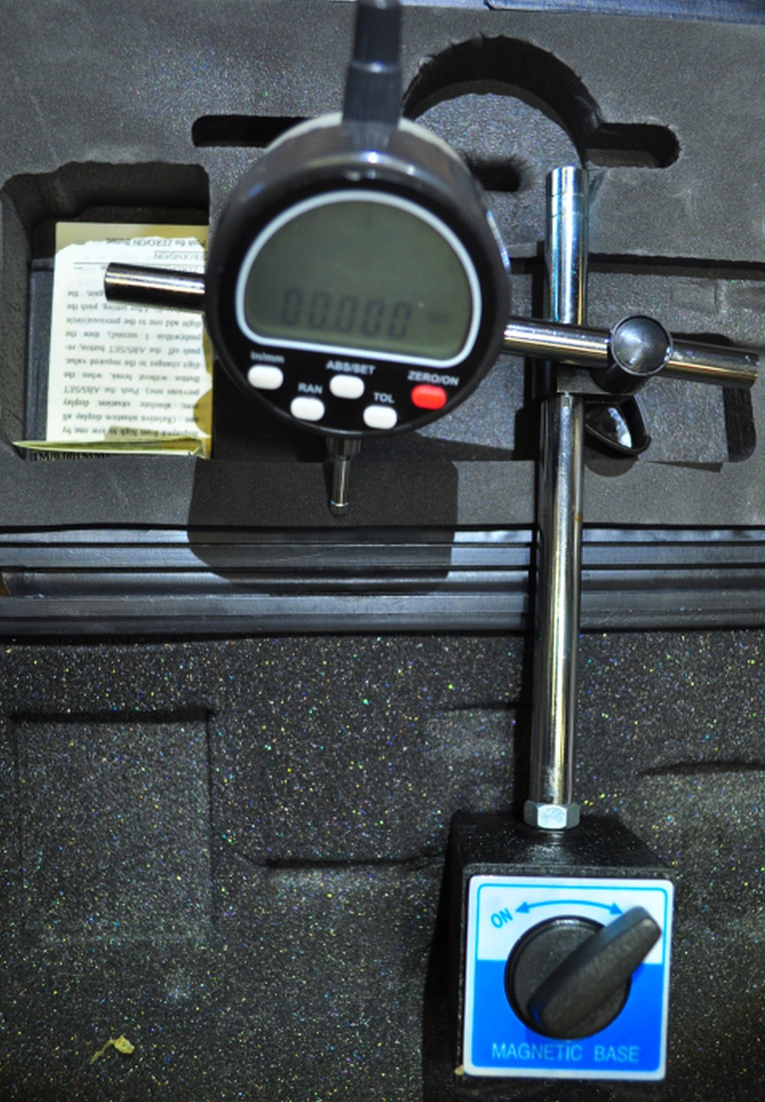 2-1/4-Inch Digital Dial Indicator Set with On/Off Magnetic Base