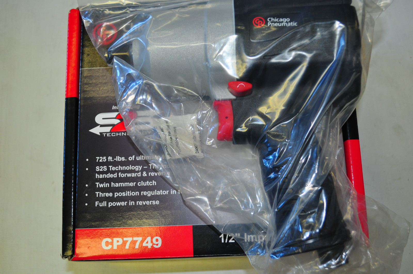 CHICAGO PNEUMATIC CP7749 1/2" DRIVE AIR IMPACT WRENCH 725 FT-LBS