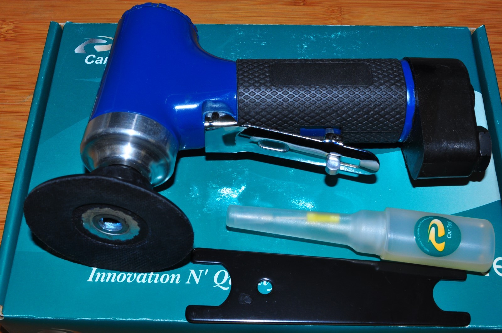 Car Tool EARS-3731 Air Angle Mini Sander w/ 3" Roloc Holder 18,000 rpm CE Vacula