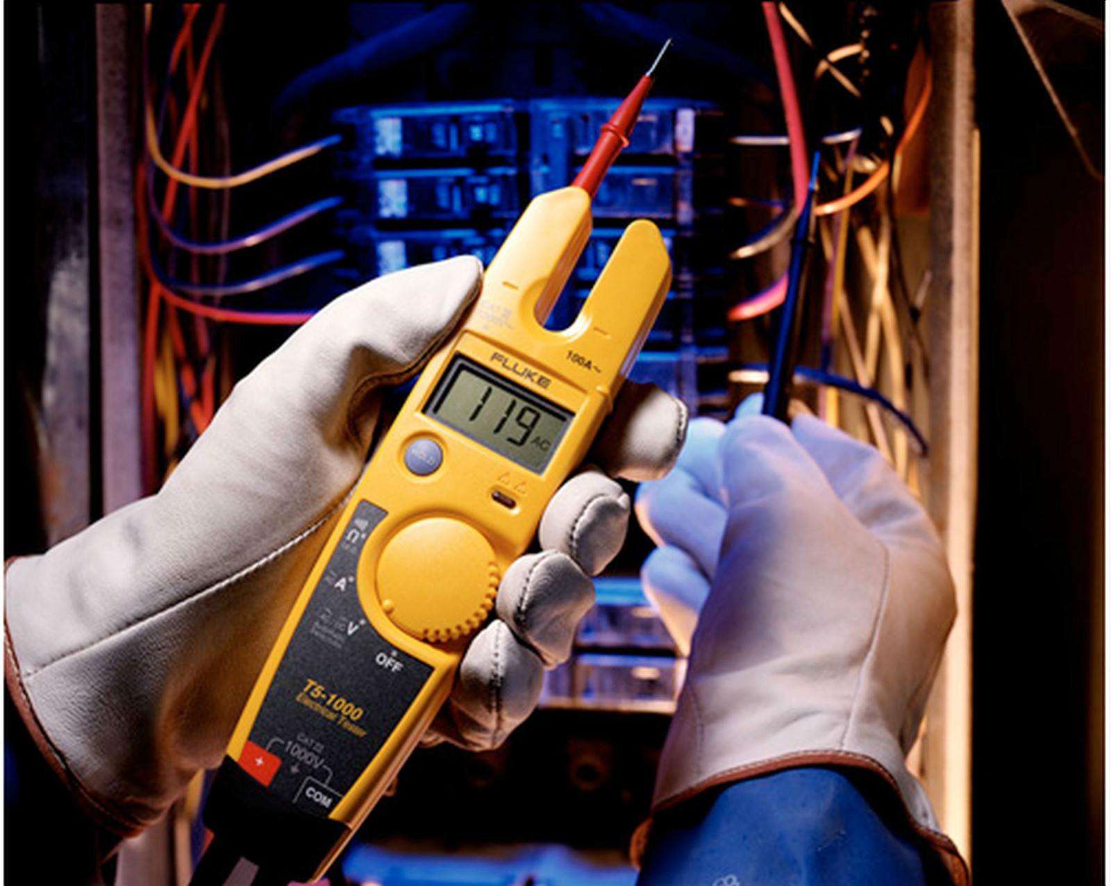 FLUKE (T5-1000)  1000 Voltage, Current ,Continuity ,Electrical Tester