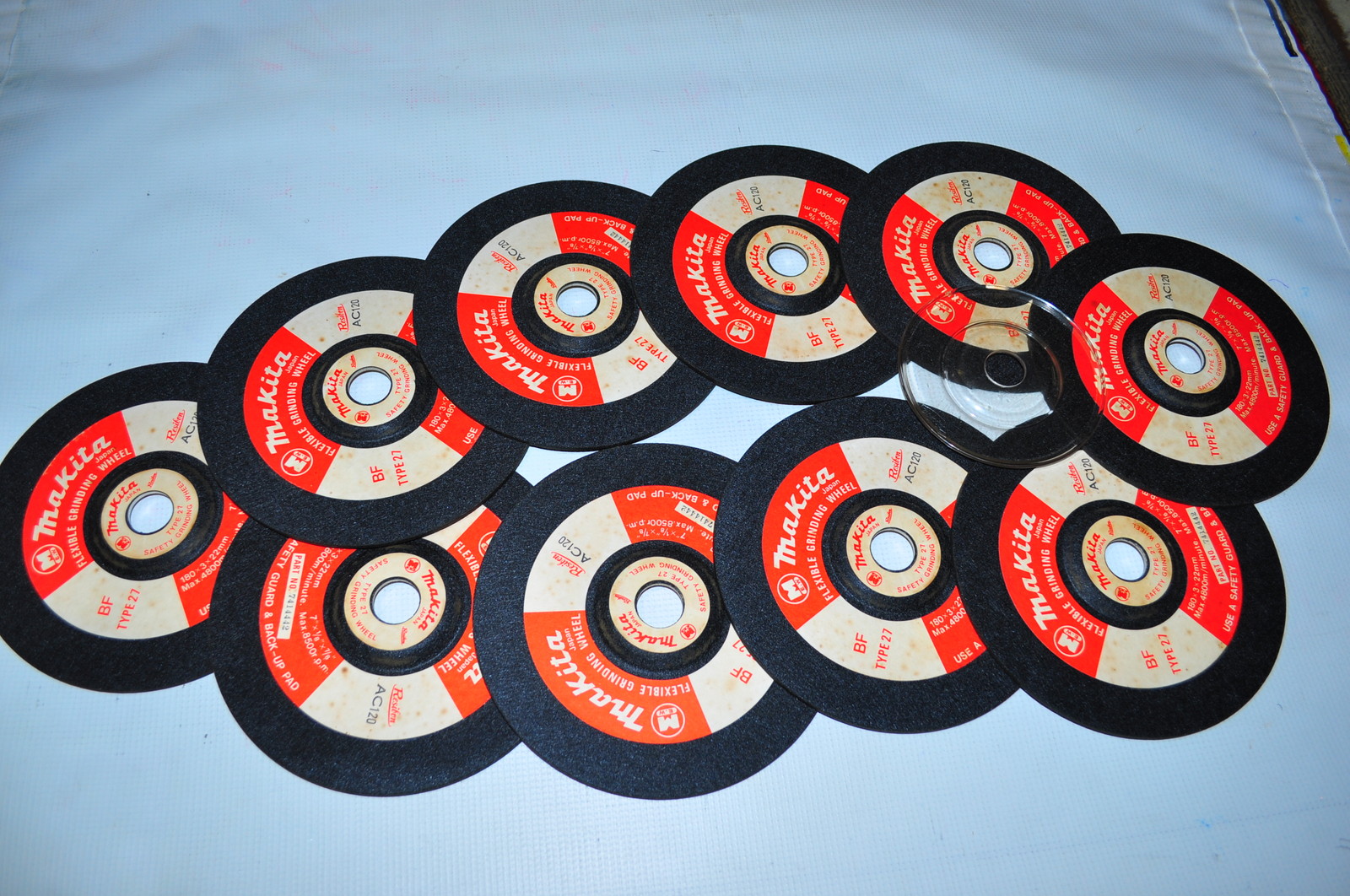 JAPAN! 10 MAKITA FLEXIBLE GRINDING WHEELS  7"x1/8"x7/8" W/  PAD. AC120 # 7414442