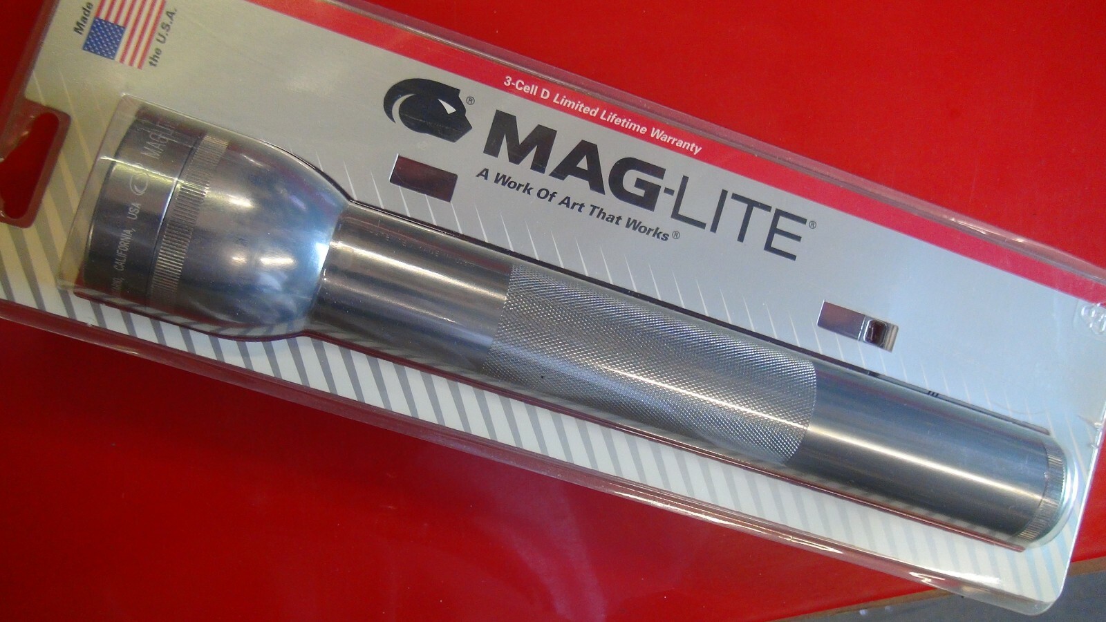 Maglite S3D096 Gray color3D Cell Flashlight year 1999 stock brand new in package