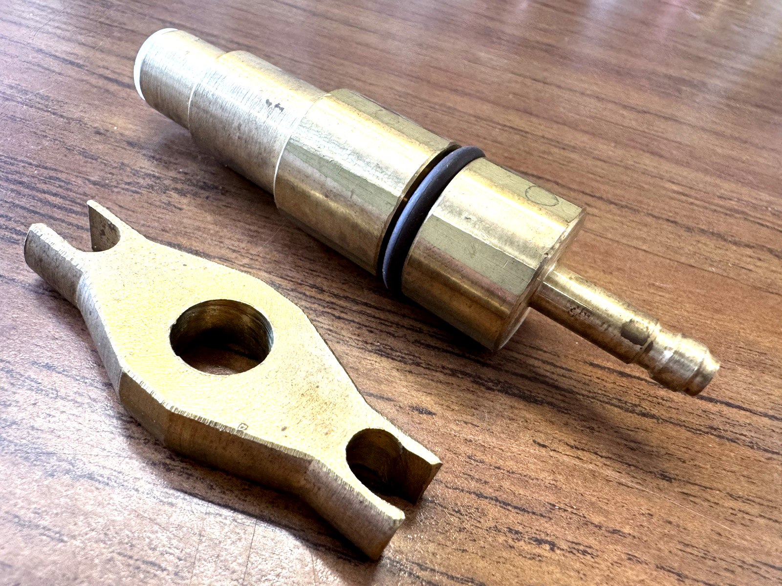 SG Tool Aid 35600 Diesel Tester Adapter for 5.9L Cummins with 24 Valve Electroni