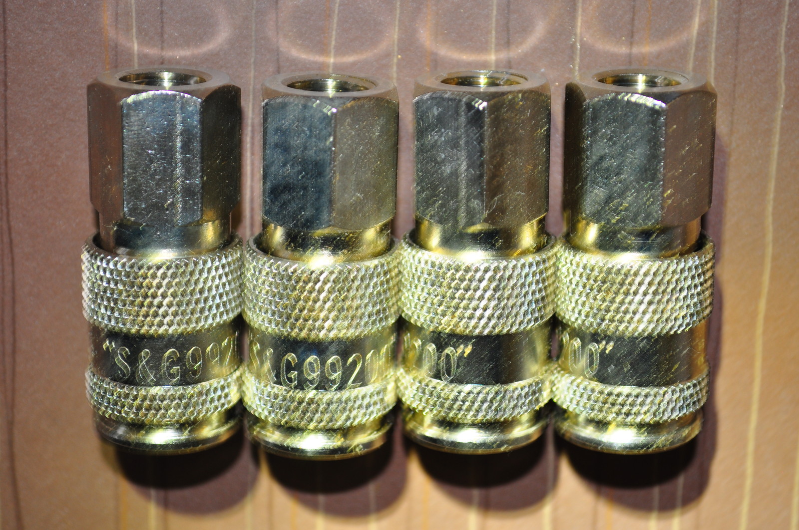 Universal quick  Air coupler 1/4in NPT Fit M,T type. Automotive & Industrial S&G