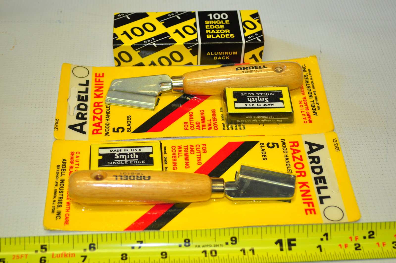 Ardell wood handle Razor Knife with 5 baldes 2 ea and 100p Knife blades USA Made