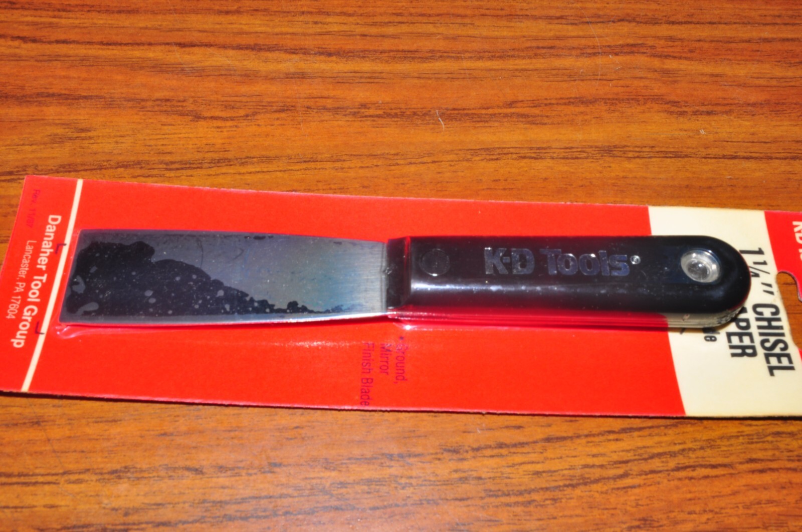 CHISEL SCRAPER 1-1/4" GROUND MIRROR FINISH BLADE KD TOOLS 2425