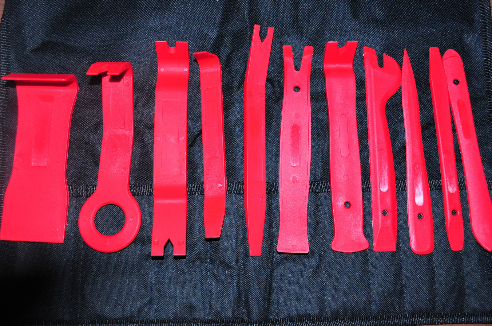 Door Panels Trim Stripes Window Moldings Trim Removal Set, 11 pc.Lisle 68300