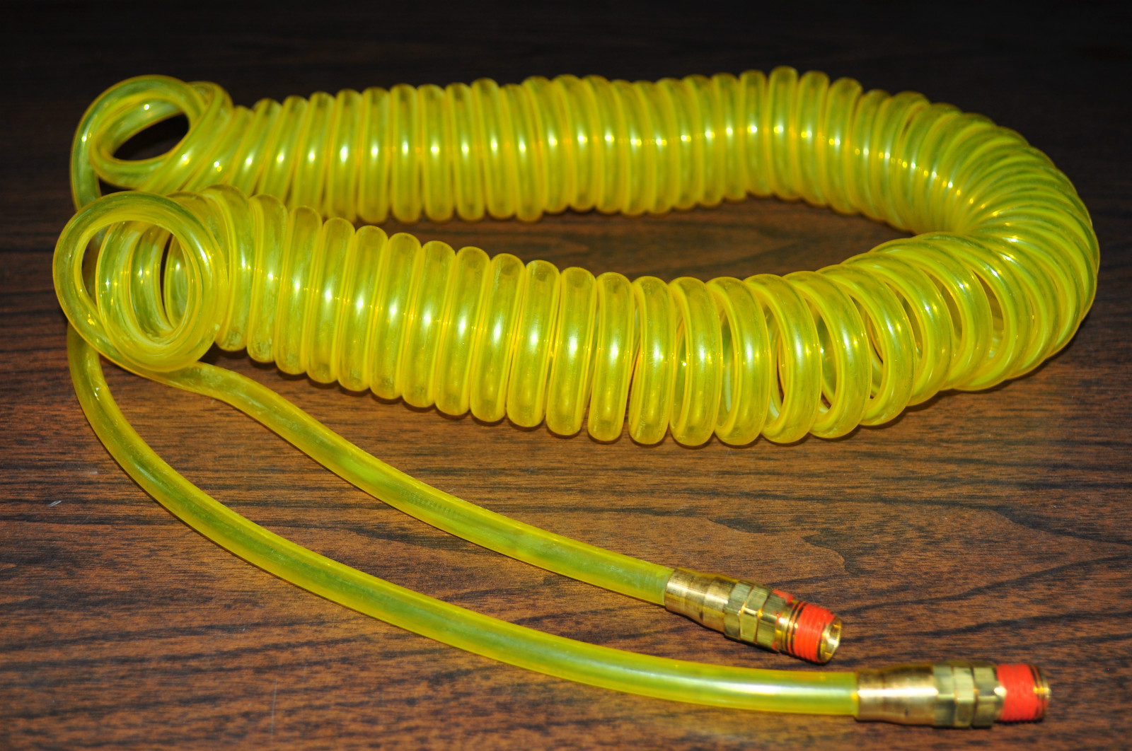 Freelin-Wade Nylon coil hose 30 ft 1/4" npt reusable swivel fitting Made in USA