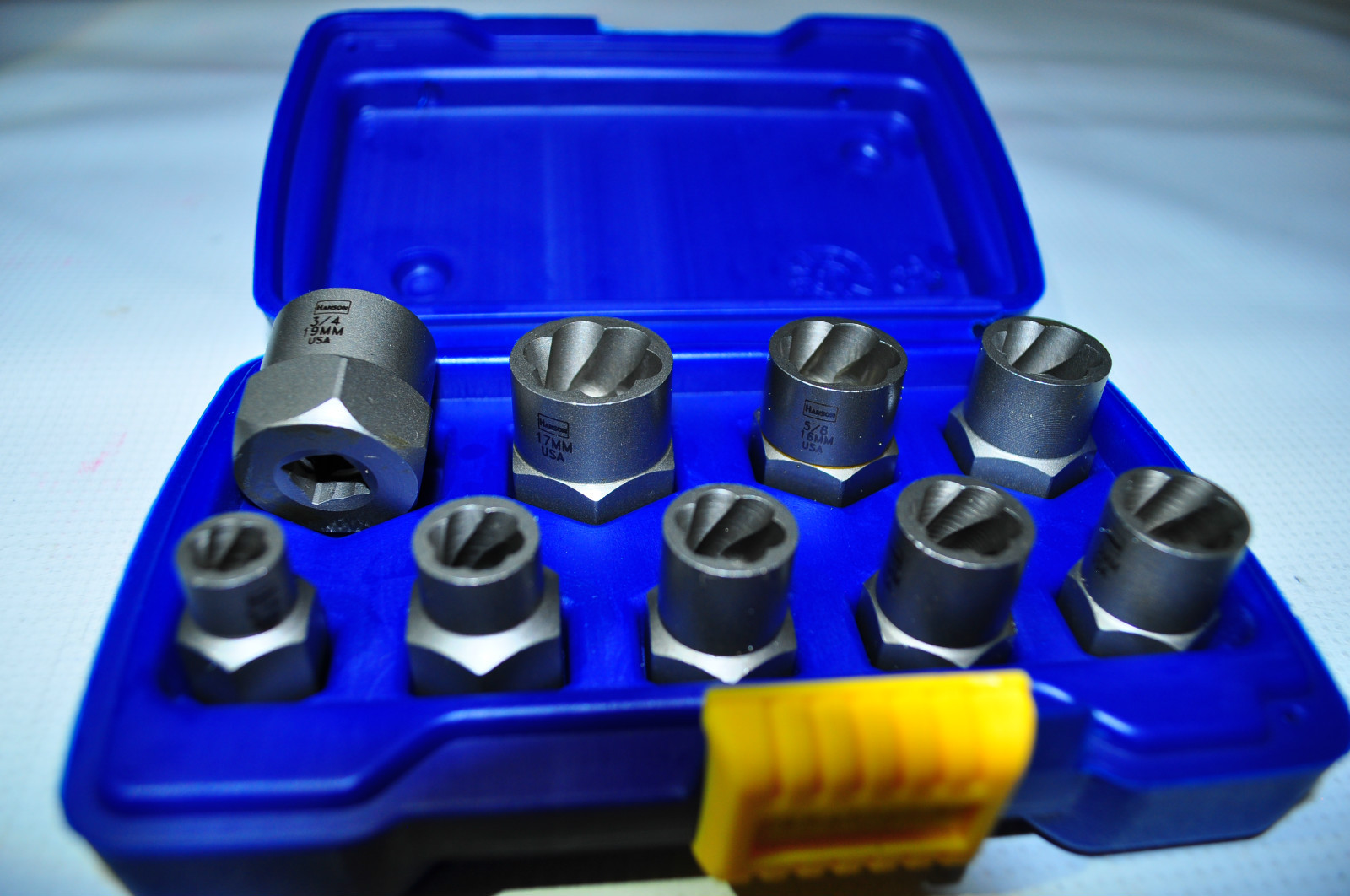 HANSON Metric Bolt, Stud Extractor Set Made in USA Irwin 54019 , 8 to 19mm 9 Pcs