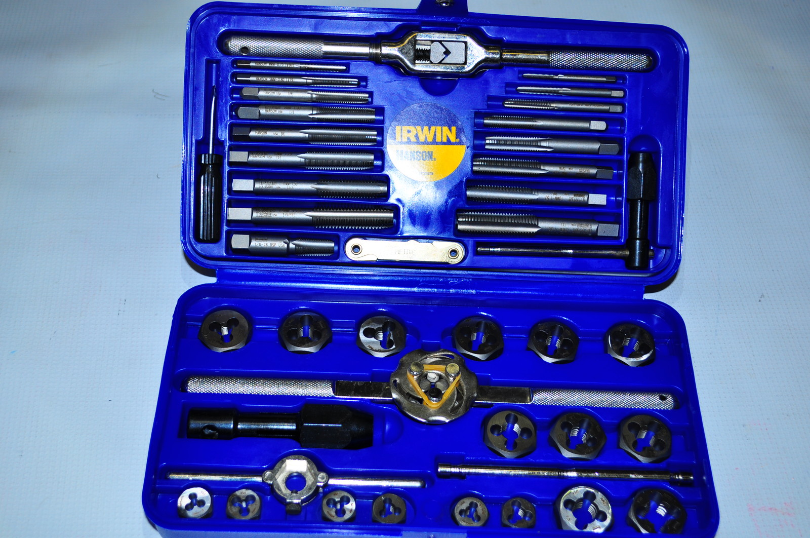 Hanson Tap & Hexagon Die Set - 41 Pcs Metric 4 MM-12MM Irwin 26317 Made in USA