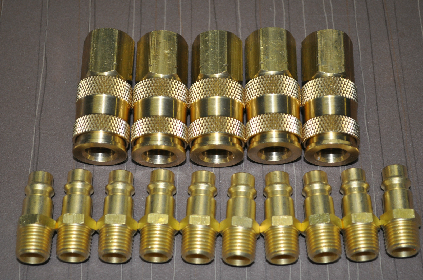 High flow HI-FLO Air quick Coupler 1/4" Female Body V-Style 74SCFM Milton 764