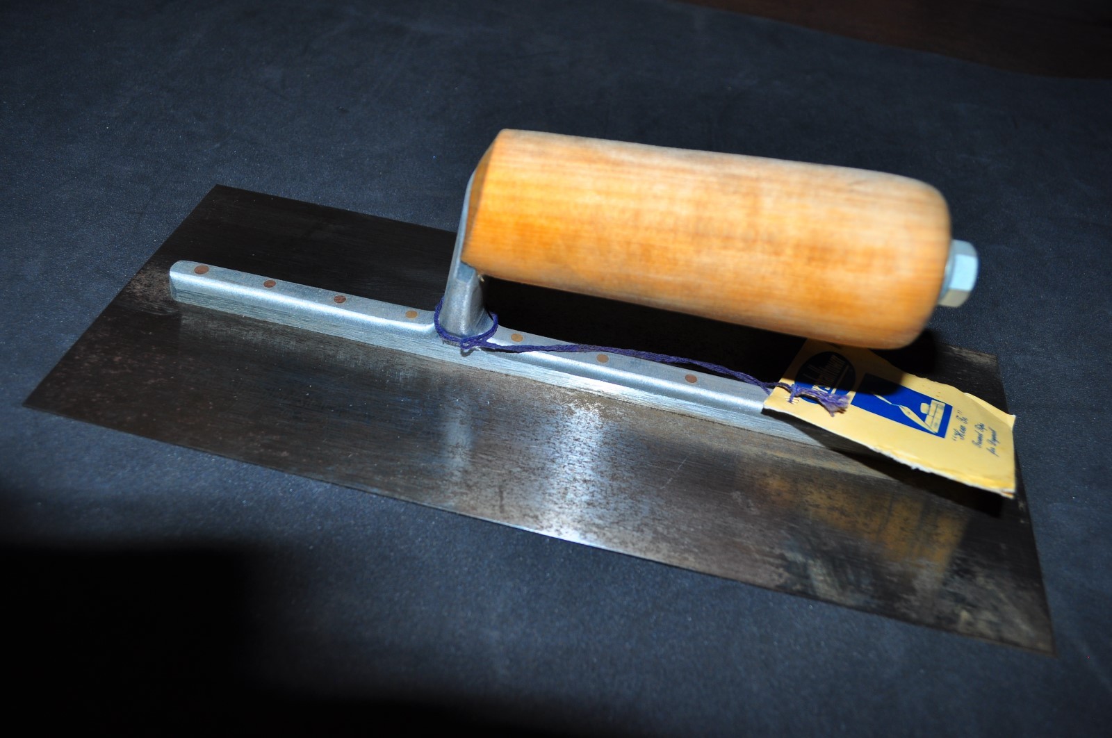 MARSHALLTOWN 12 DRYWALL TROWEL XTRA LITE WITH STRAIGHT WOOD HANDLE MADE IN USA