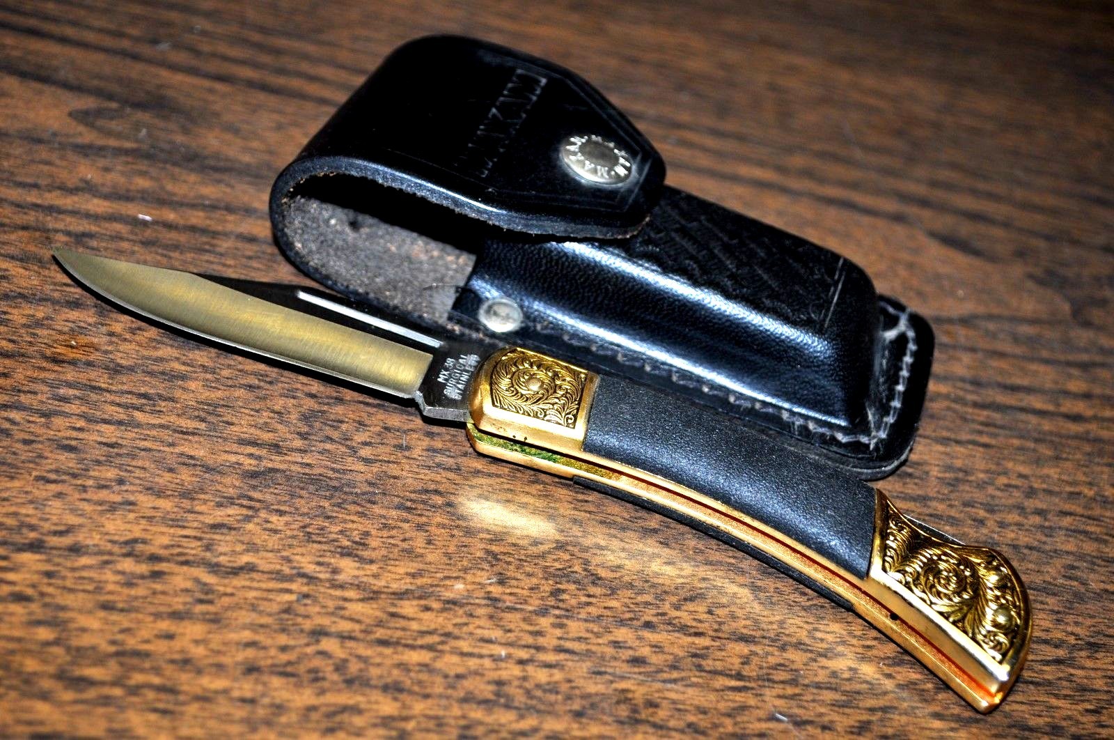 Maxam MX38 Lockback Knife Surgical Stainless Blade gold brass inlet handle Japa