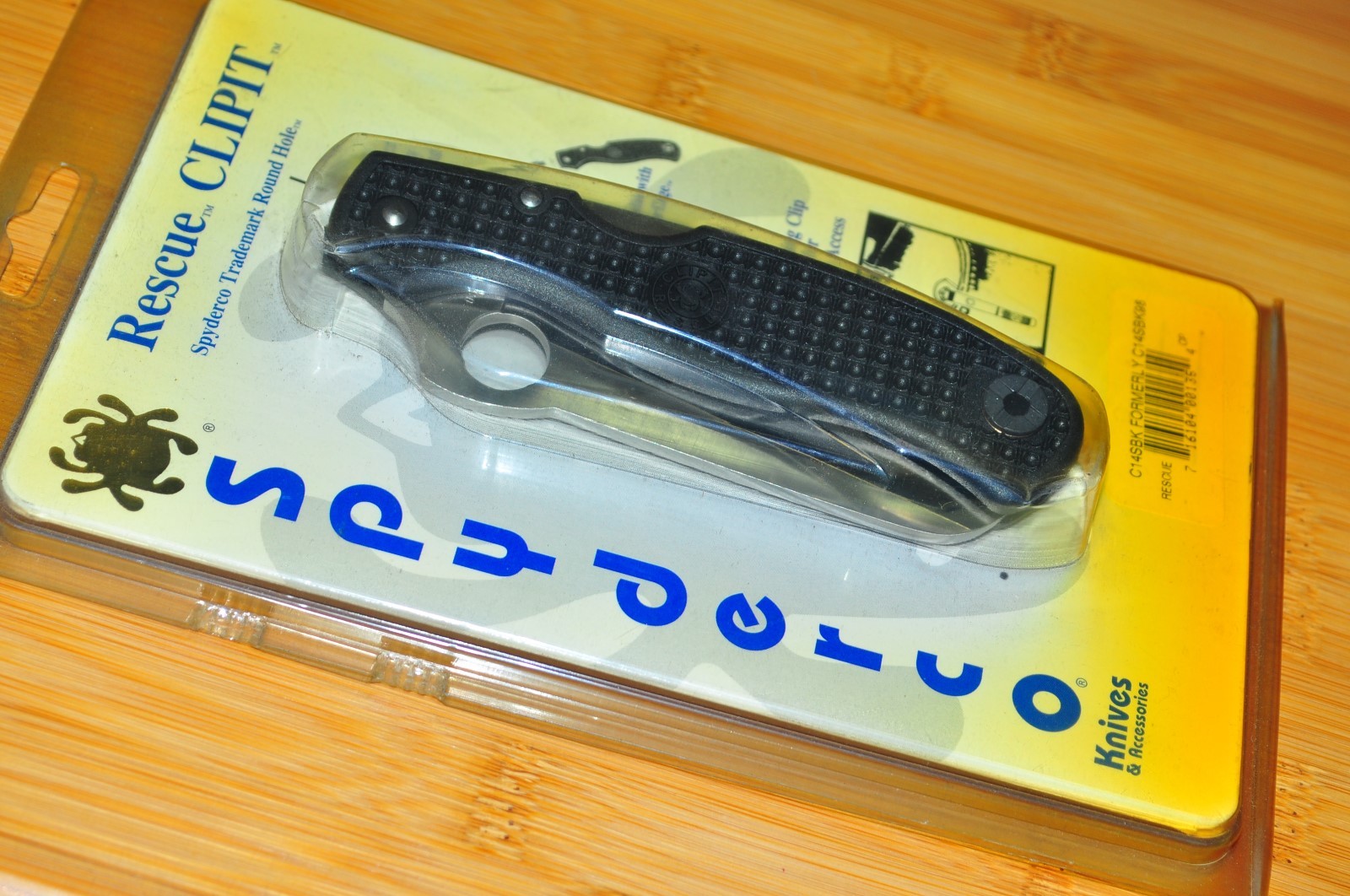 SPYDERCO C14SBK Black Rescue folding knife  Made in Japan SEKI CITY year 98