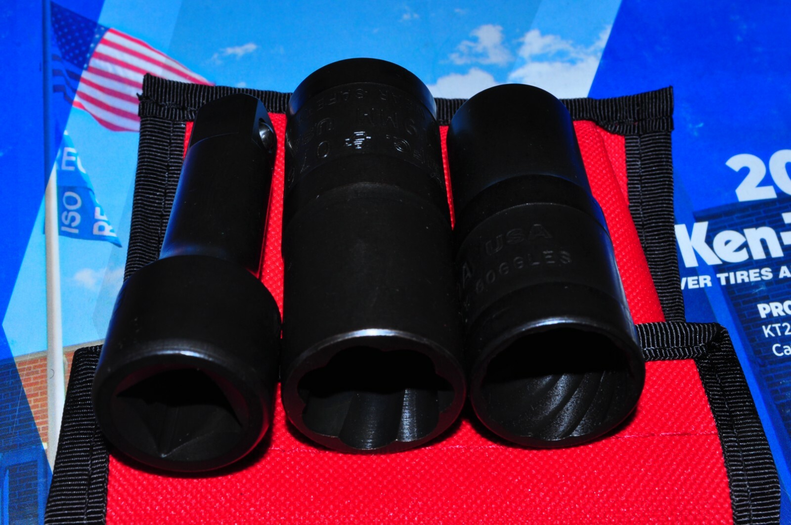 3 Pcs 6-Pt. & 12-Fluted Twist Flip Socket 17 & 19 MM W/Ex-Bar KEN 30103 USA