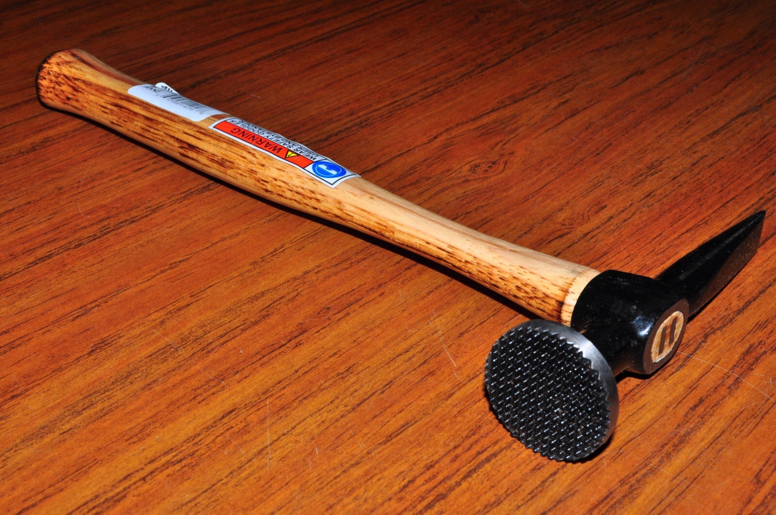 AUTO BODY SHRINKING HAMMER WITH CHISEL HEAD WOOD HANDLE MARTIN153S MADE IN USA