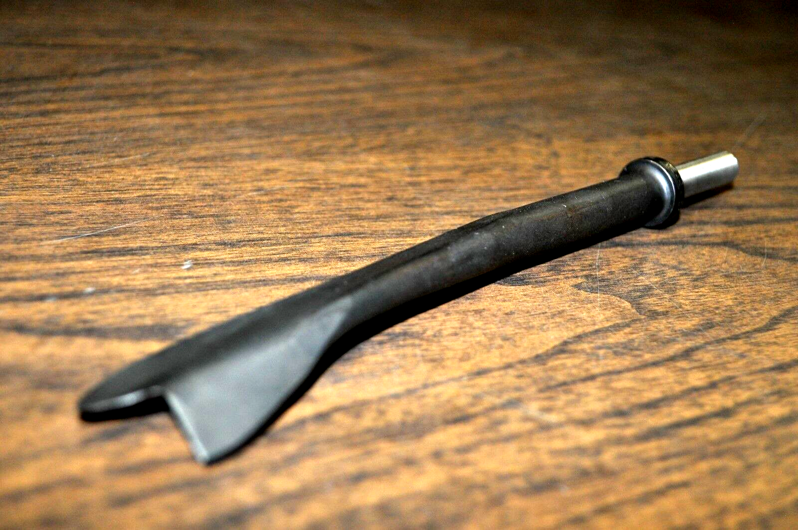 Air Hammer Muffler & Pipe Cutter Chisel,long 8-1/4 in,shank size .401 AJAX 934