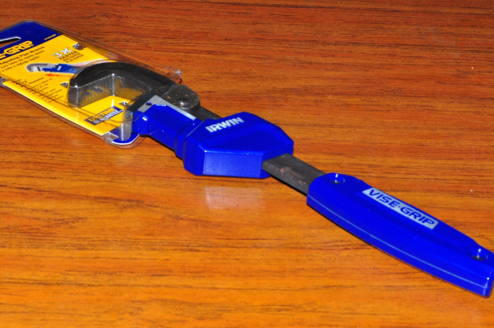 IRWIN Quick Adjusting Pipe Wrench 1-1/2" PIPE Wrench #274001SM