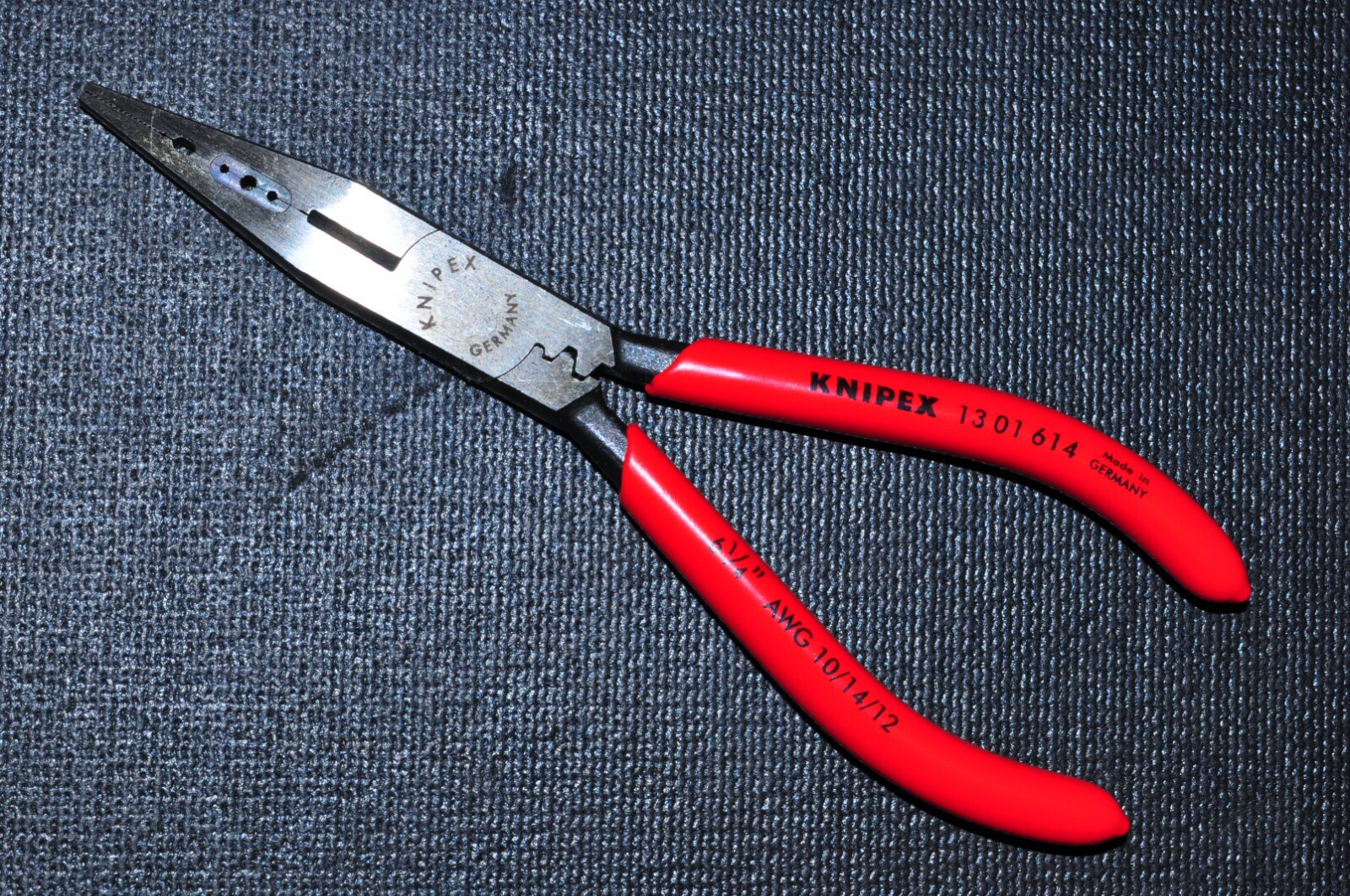 Knipex Electricians' Pliers 6-1/4" 4-In-1 Awg 10, 12, 14, # 13 01 614  Germany