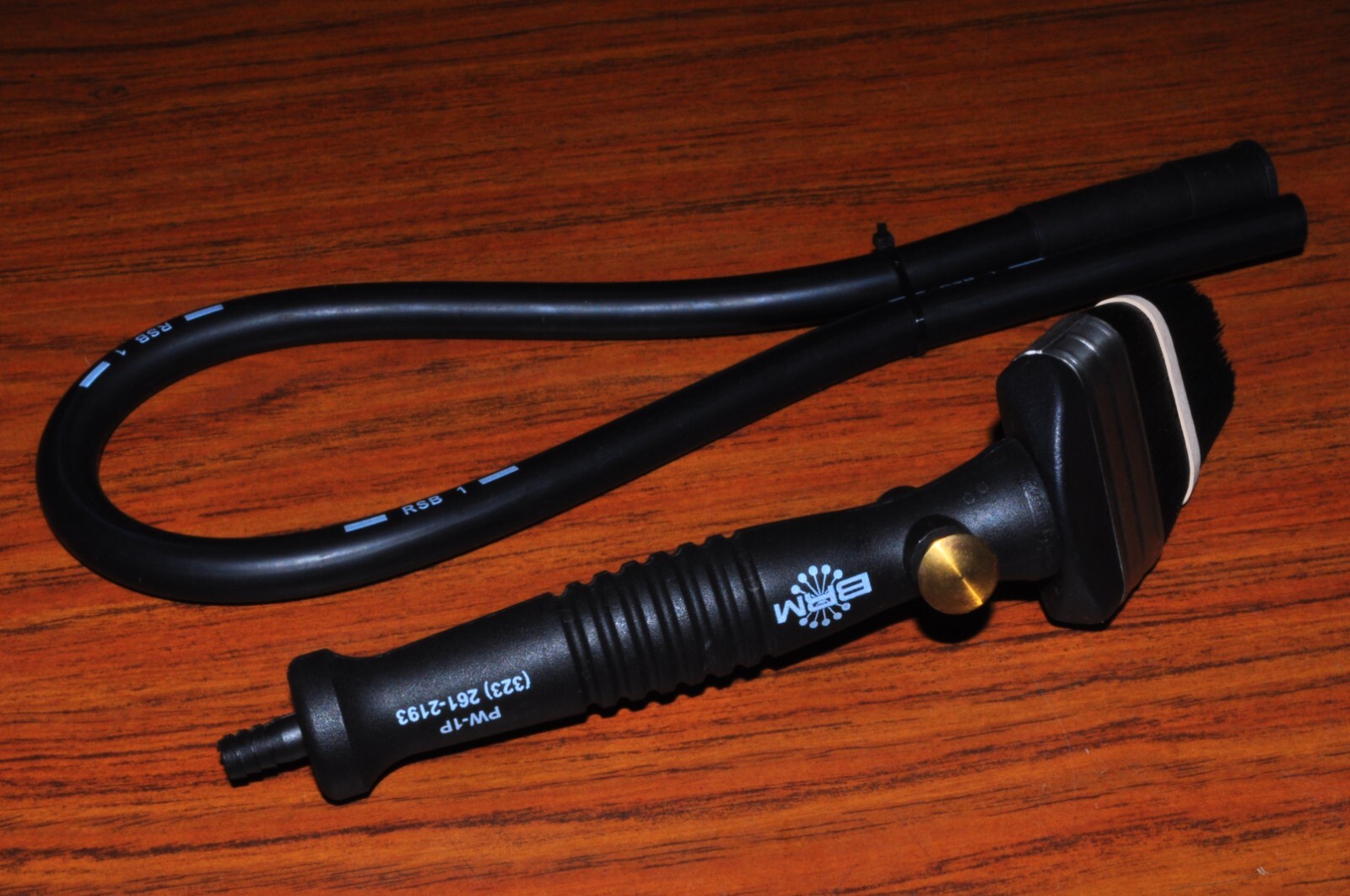 PARTS WASH BRUSH FLOW THRU PAINT STYLE W/ VALVE AND TUBE PW1P BRUSH RESEARCH