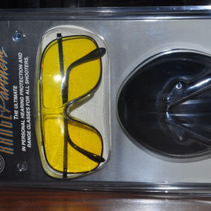 Peltor Bull's -Eye Hearing Protection and Range Glasses Shooters Kit Sweden