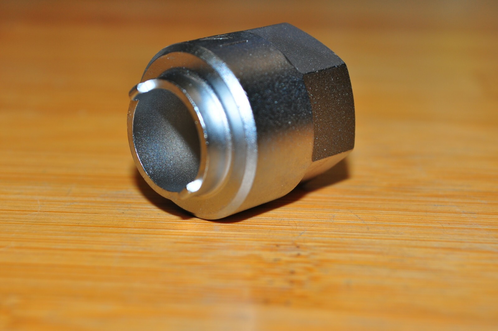 STRUT NUT SHOCK SOCKET SLOT DRIVE W203 -17 MM MERCEDES BENZ MBZ2029-1 KTC