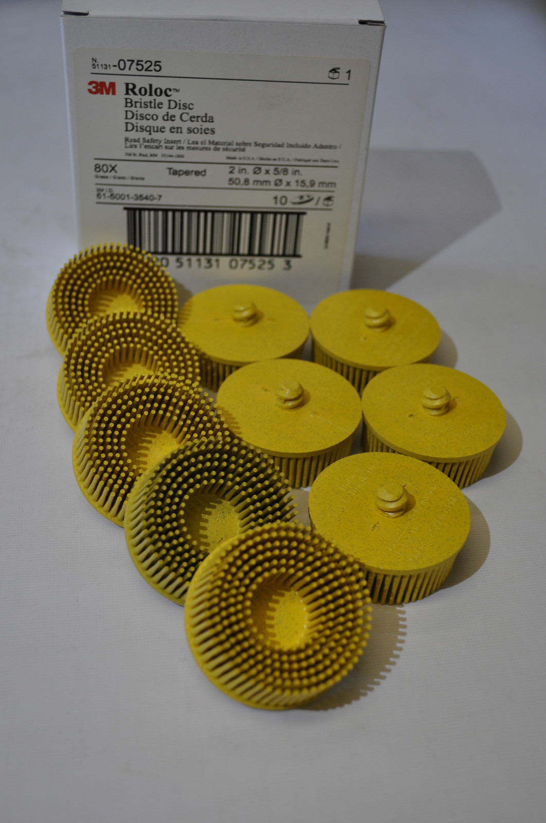 3M 07525 Scotch Brite Roloc Bristle Disc, PN 07525 2 in x 5/8 Tapered MED 10 Pcs