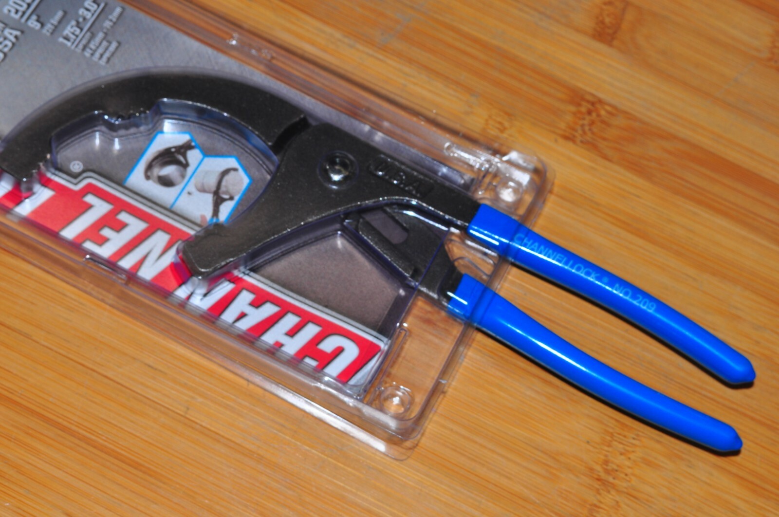 Channellock 209 9" Oil Filter/ PVC Plier for 1.75" to 3" Filter Made in USA