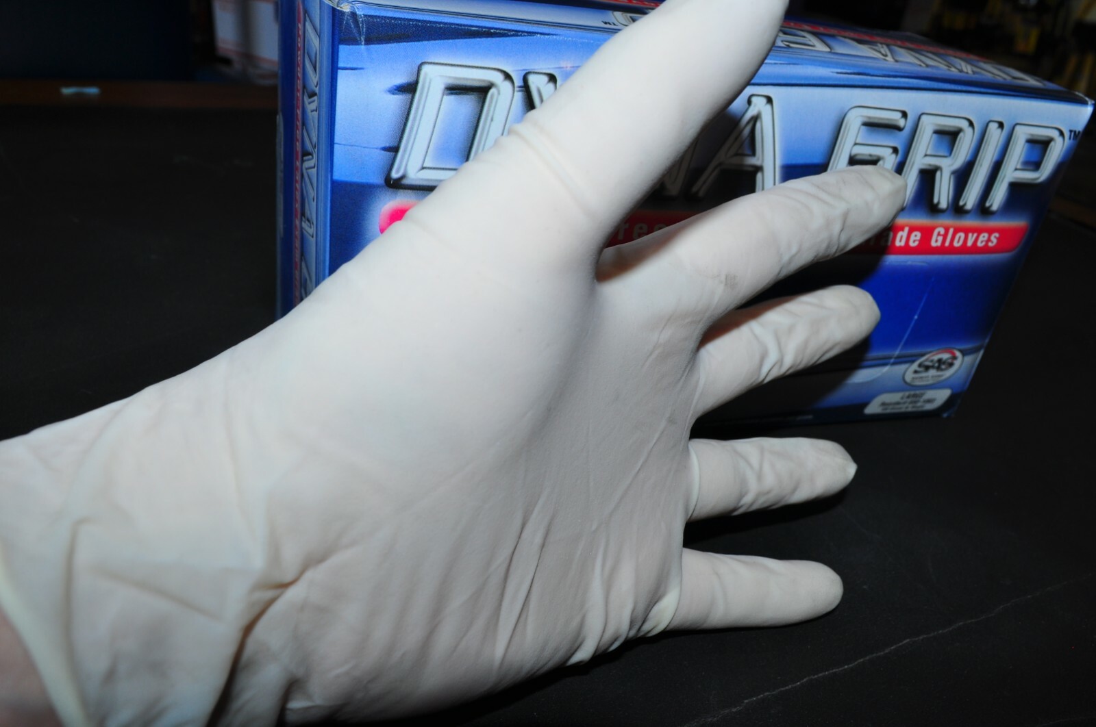 Gloves Dyna Grip Powder-Free Exam Grade Latex Disp Large100pk 8 Mil SAS 650-1003
