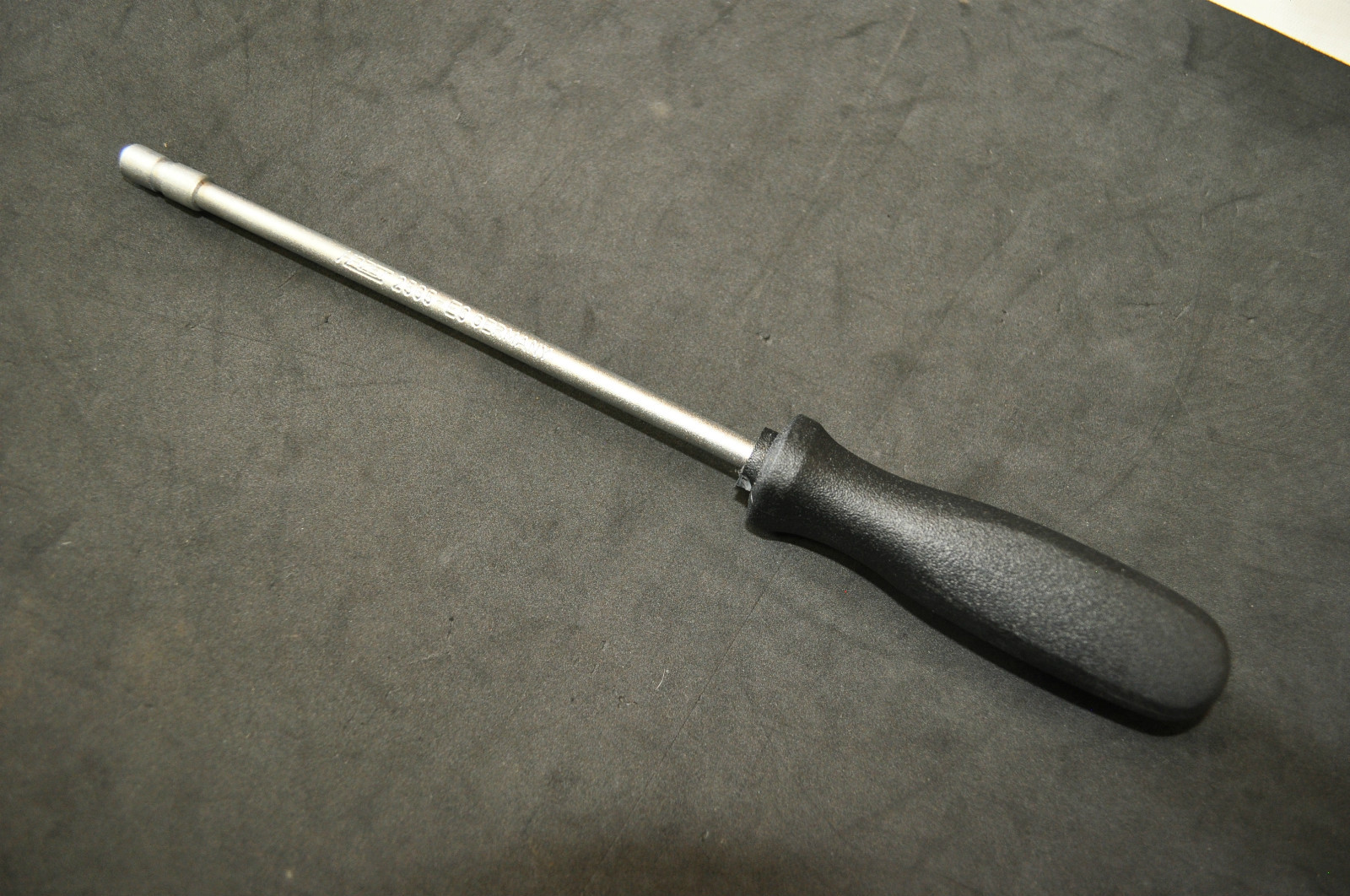 HAZET 2565-E6  TORX® FEMALE NUT DRIVER 10" LONG  MADE IN GERMANY