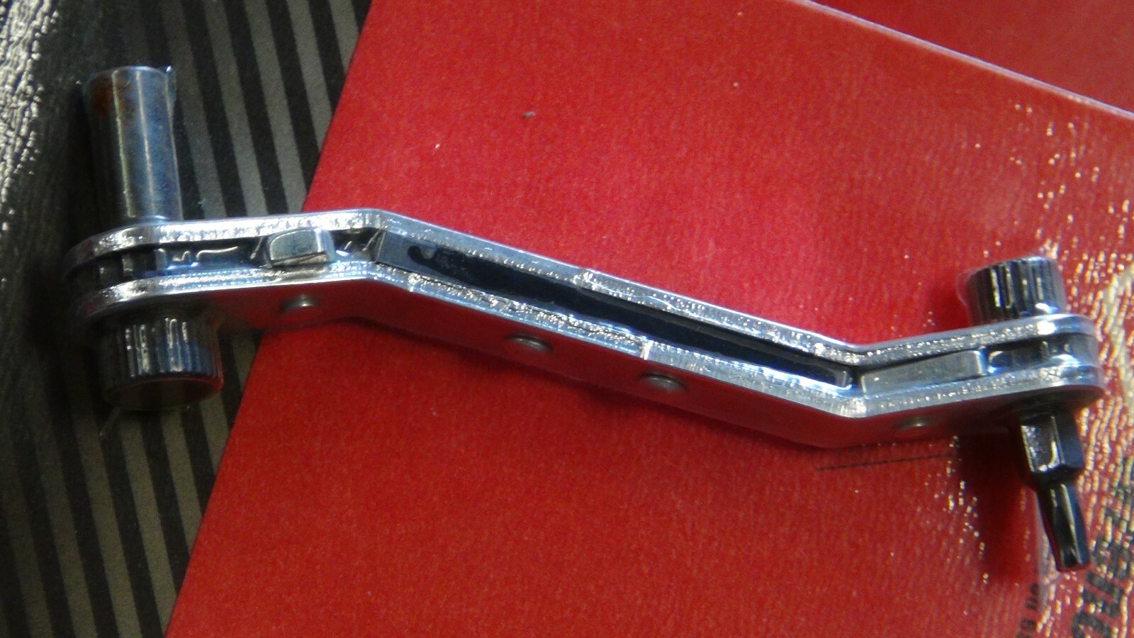 Ignition Modules Wrench T20 and 7/32", 5.5 MM Offset Ratcheting Ford KD 3410 USA
