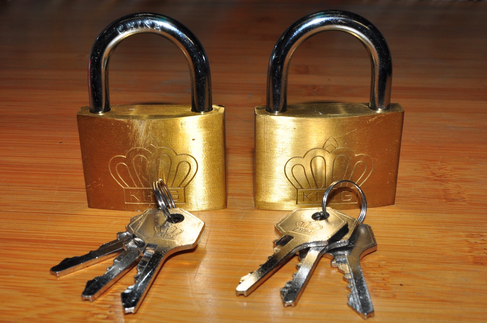 SOLID BRASS LOCK PADLOCK 3 KEYS 2 IN - 50MM  2 PCS SALE BRAND NEW