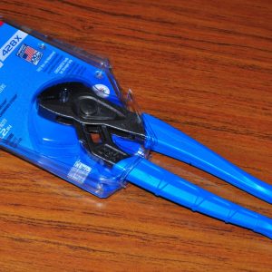 8-INCH SPEEDGRIP™ STRAIGHT JAW TONGUE & GROOVE PLIERS Channellock 428X