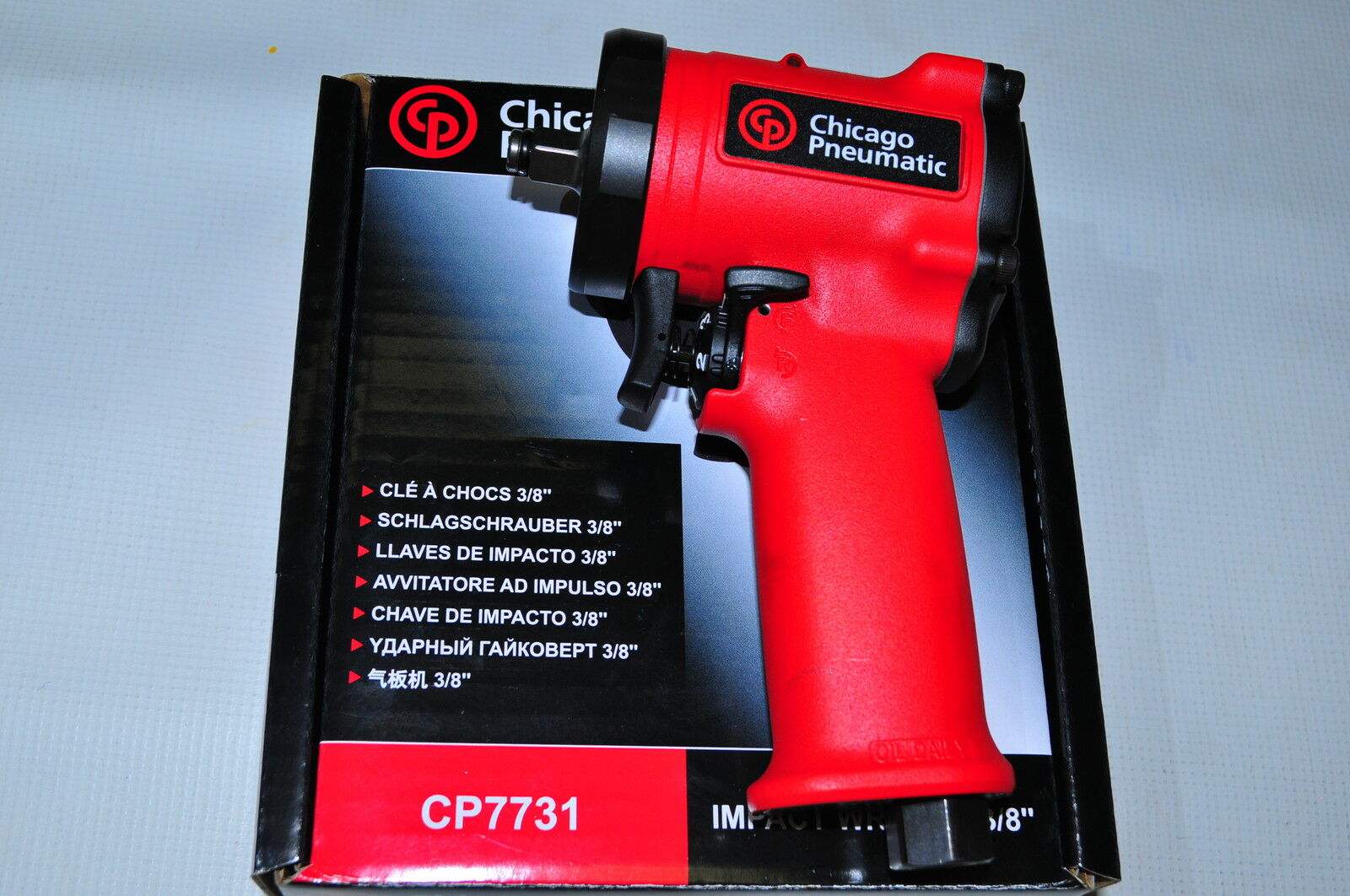 Chicago Pneumatic CP7731 3/8" stubby impact Wrench 4.4" long 2.8 Lb 415 Ft-lbs 
