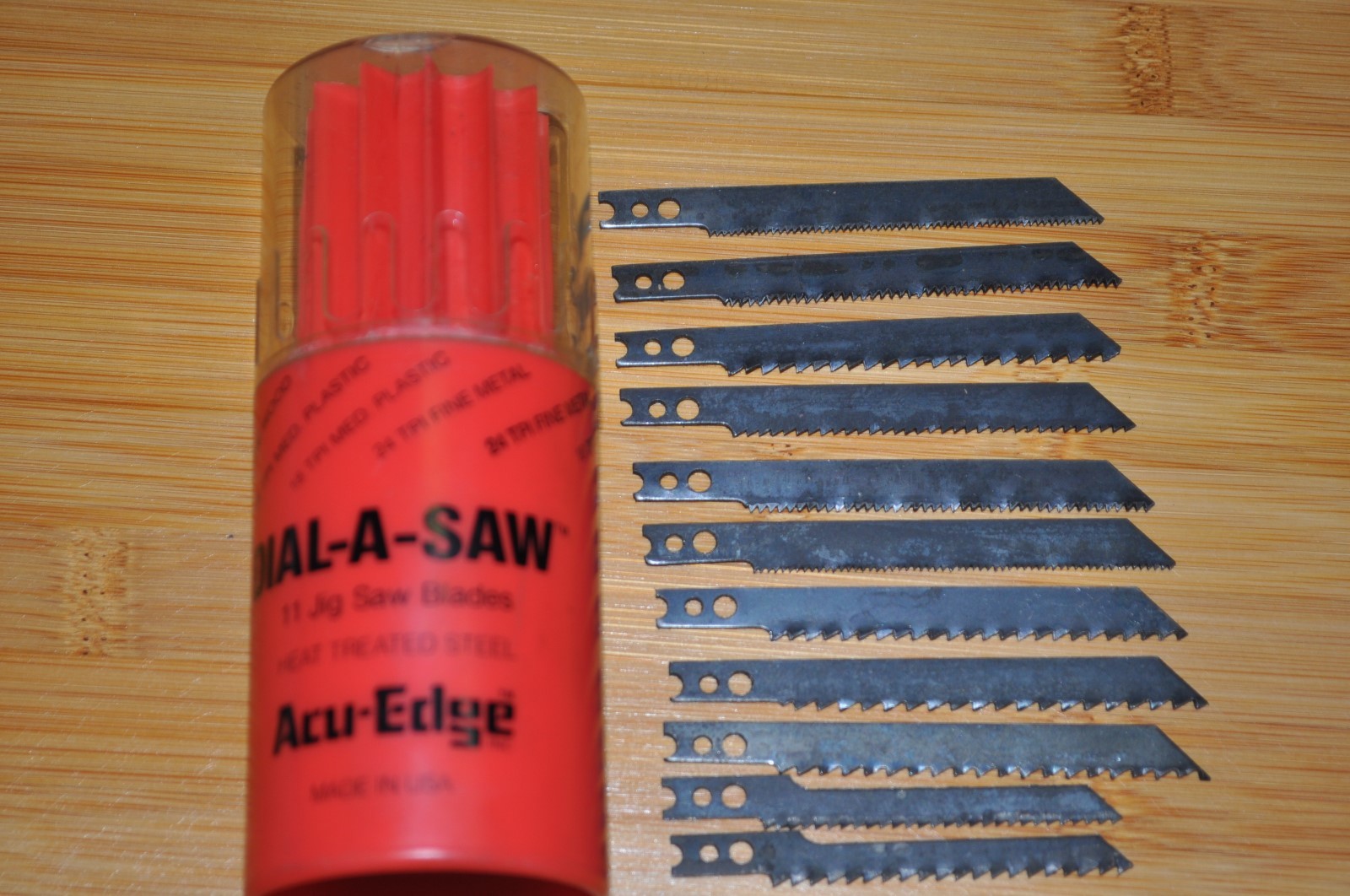JIG SAW BLADES 11 PIECES DIAL- A- SAW ACU-EDGE  MADE IN USA