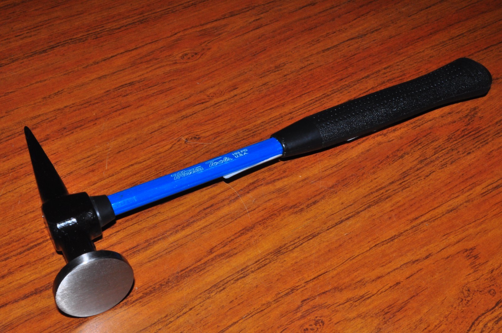 MARTIN AUTO BODY CROSS CHISEL HAMMER FIBERGLASS HANDLE 153FG  MADE IN USA