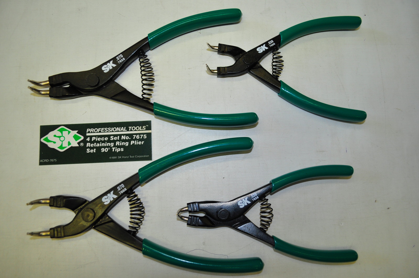 SK 7675 4 Pcs  SureGrip 90 Tip Retaining Snap Ring Plier Sets Made in France.