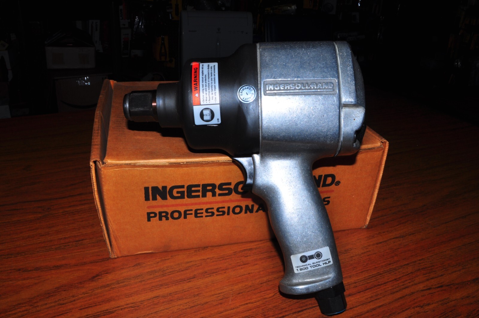 INGERSOLL RAND IRT 2171  1" DR IMPACT WRENCH 1,250 fb HEAVY DUTY TWIN HAMMER USA