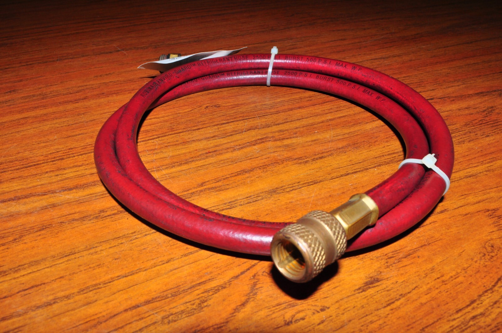 Robinair 63060 Enviro-Guard Hose for R-134a 60", Red Made in USA