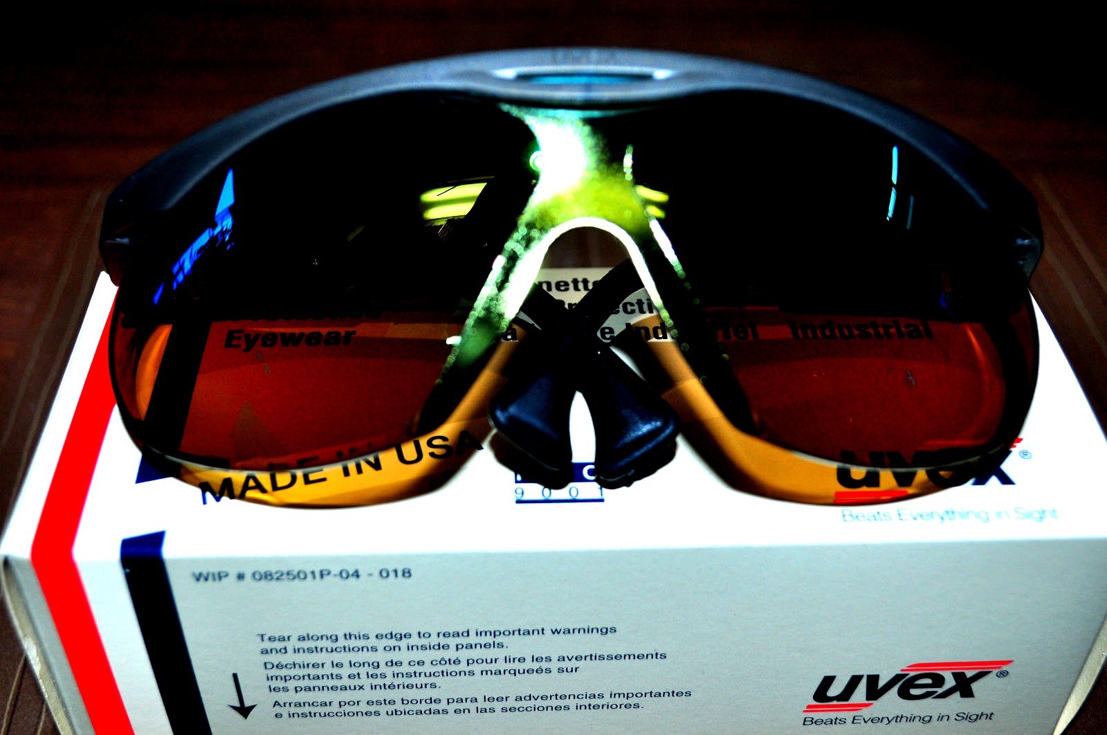 Uvex Eyewear Safety Glasses Skyper S1923 Gun Metal Frame Mirror lens Made in USA