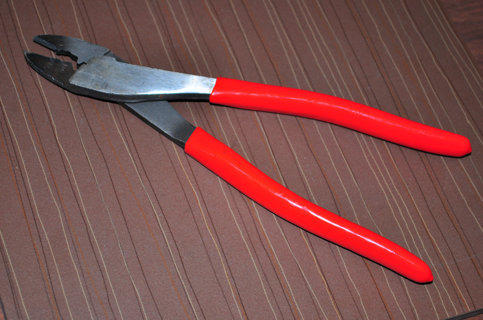 WIRE TERMINAL CRIMPER,CUTTING PLIER FOR NON-INSULATED ELECTRIC TERMINAL 9-3/4"LN