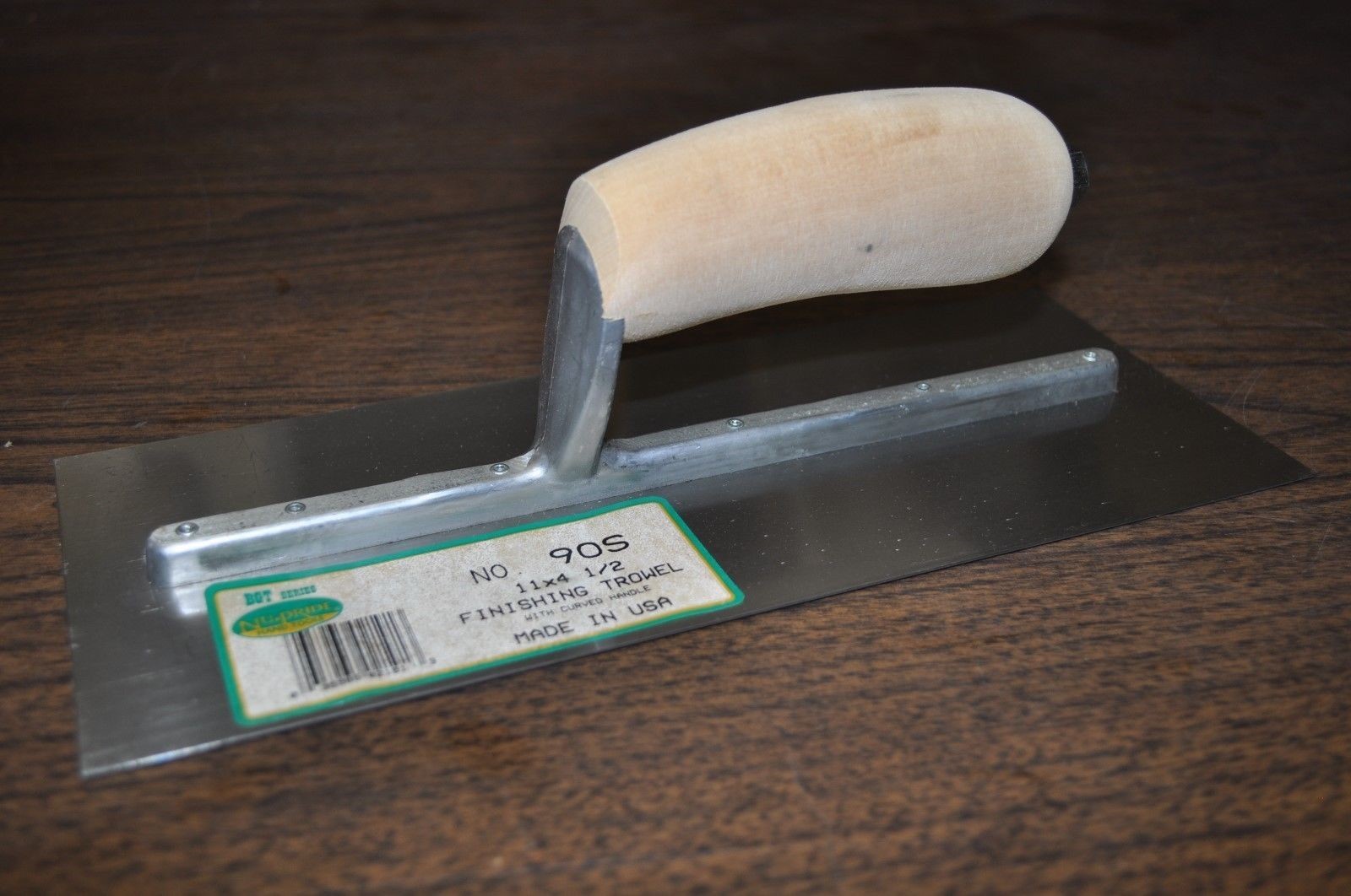 Finishing Drywall Trowel Curved Plastic Handle 11"x4.5" Nu-Pride 90S Made in USA