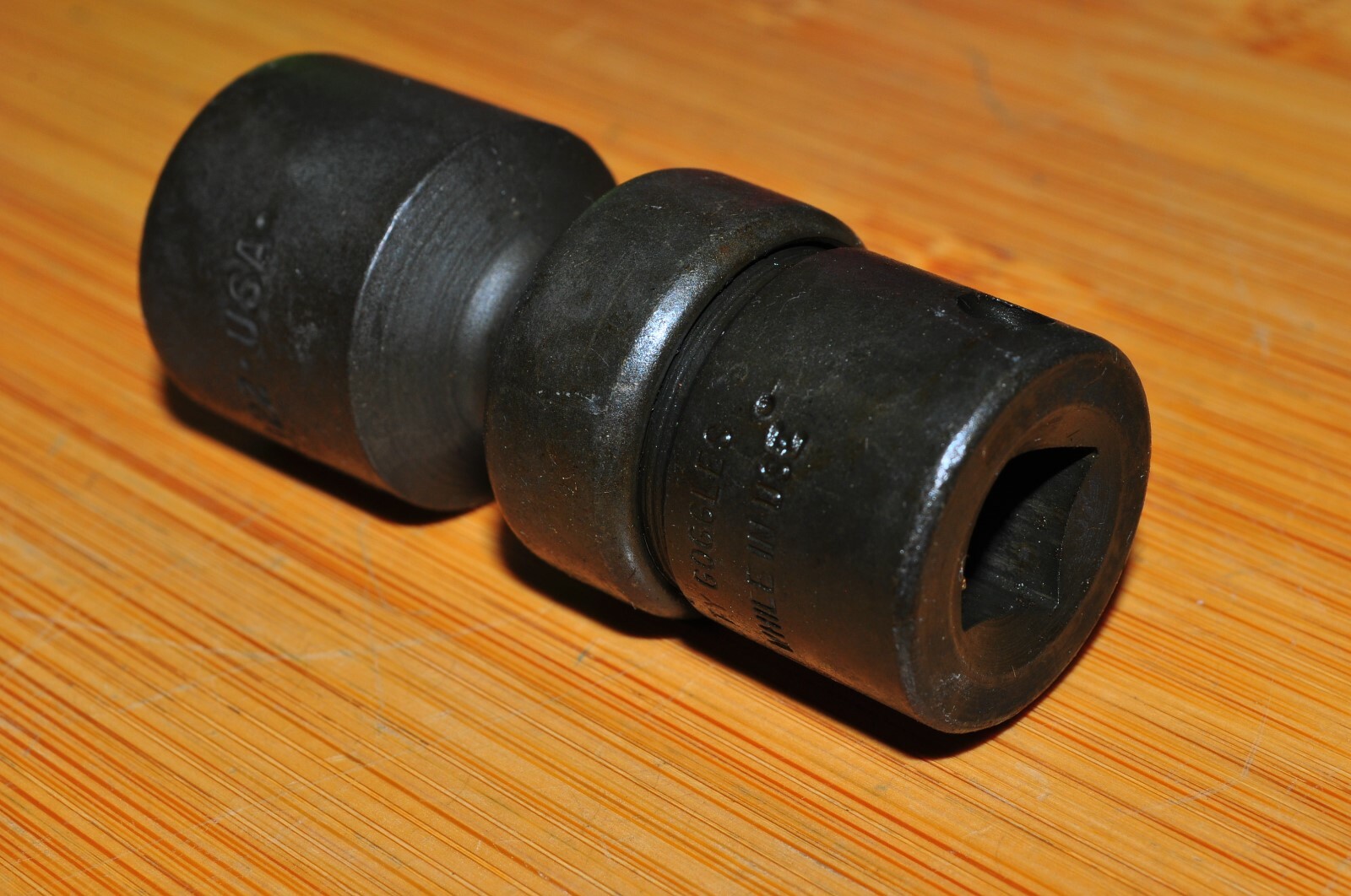 SK 33322 3/8" Drive 6 Point Swivel Impact Socket 11/16" Made in USA - Image 5