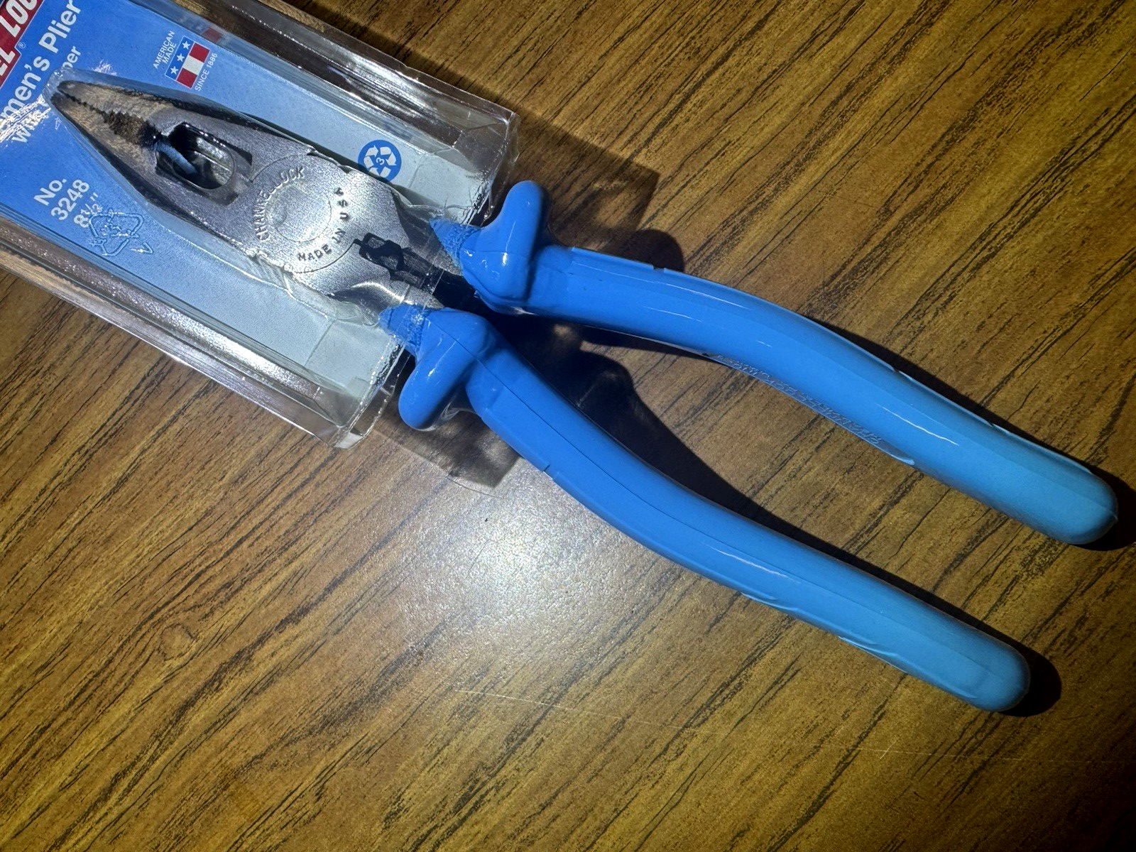 CHANNELLOCK 3248  LINEMAN’S PLIERS  w/ Crimper Posi-Grip 1000V ins 8-1/2" 216mm