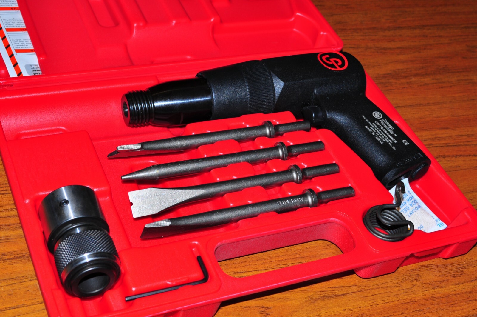 Heavy Duty Air Hammer Kit with quick change retainer,4 chisels, CP 7110K